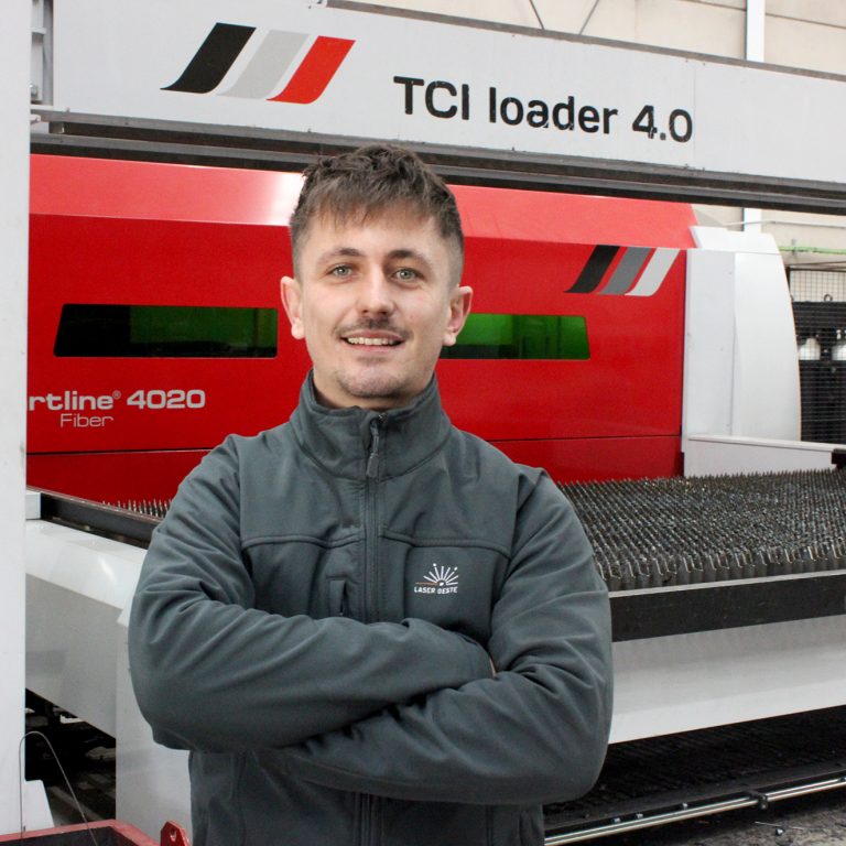 Jose Cortes Cidoncha_laser_oeste